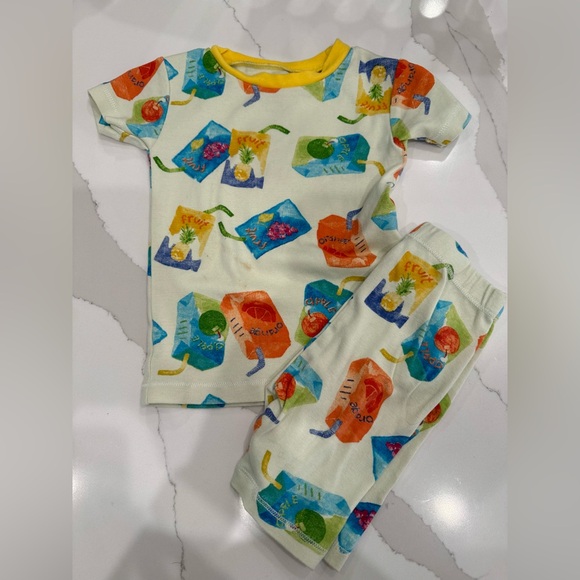 Burt’s Bees baby 2T short sleeve/shorts pajama set - Picture 1 of 3